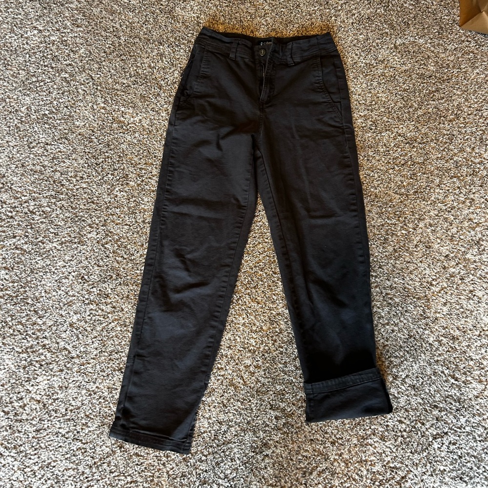 Columbia ROC pants. Grey- women’s size 2 regular. Ankle length.